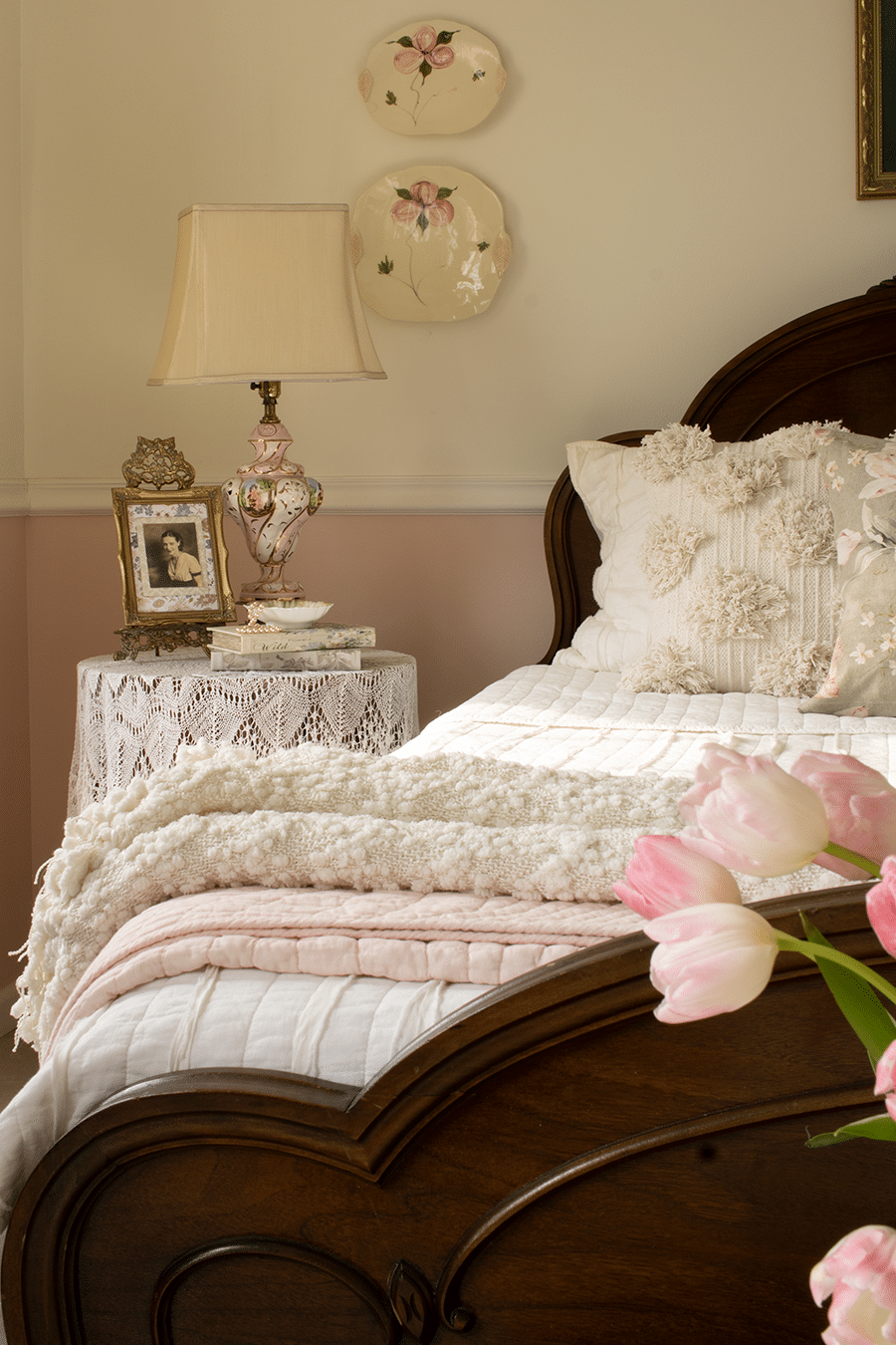 An English Country Bedroom Inspired by Jane Austen's "Emma