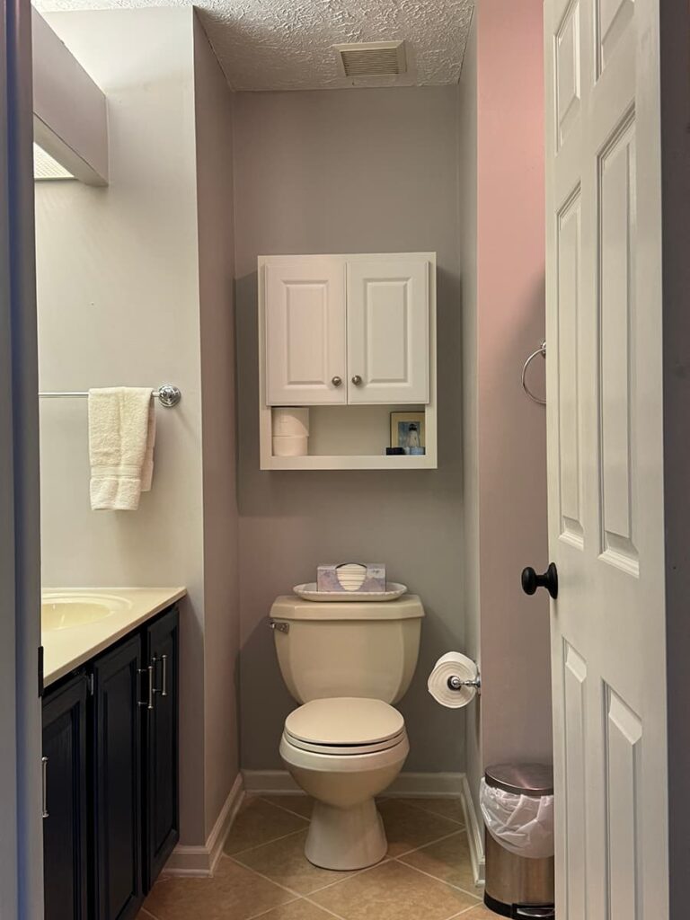 An outdated guest bathroom